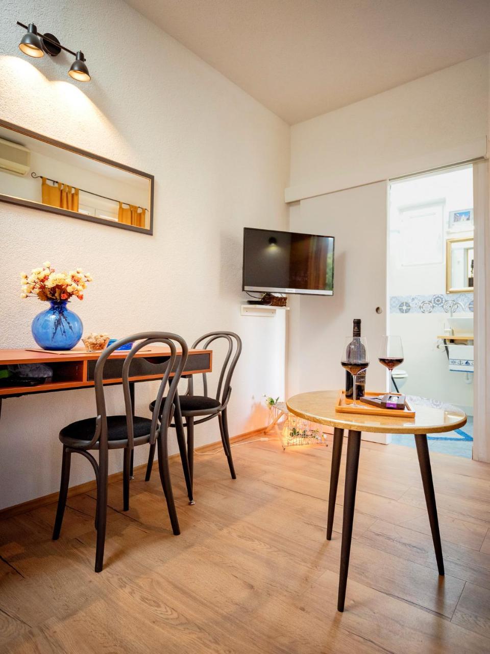 Apartment Bosiljak Jelsa  Eksteriør billede