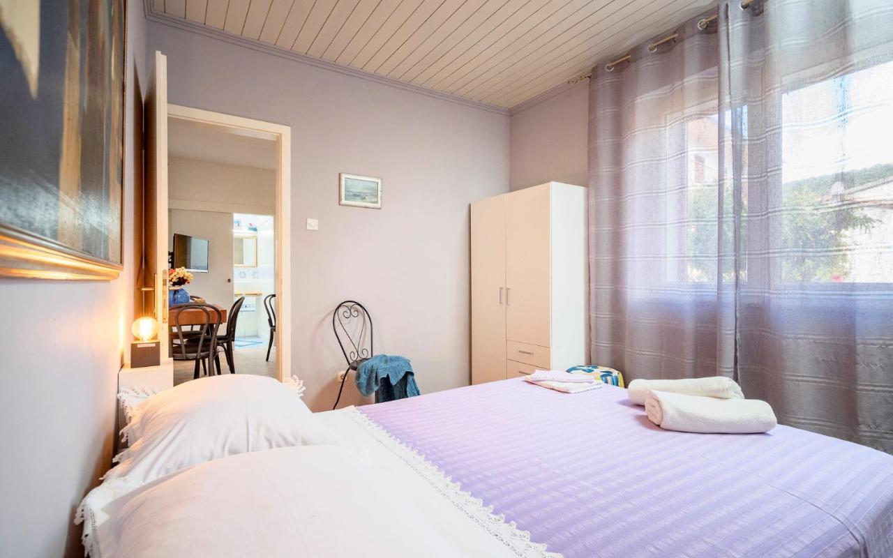 Apartment Bosiljak Jelsa  Eksteriør billede